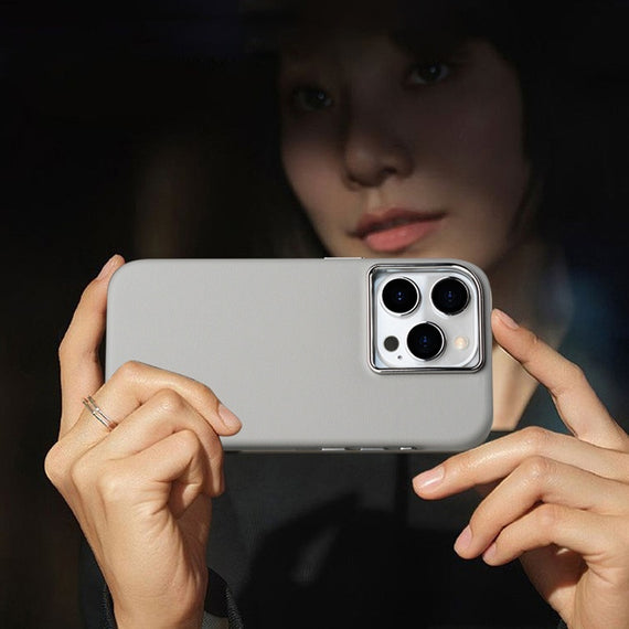 Silicone All-inclusive Leather Phone Case Magnetic Suction